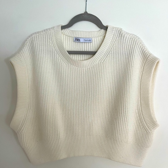 Zara | Sweater Vest - Picture 1 of 2